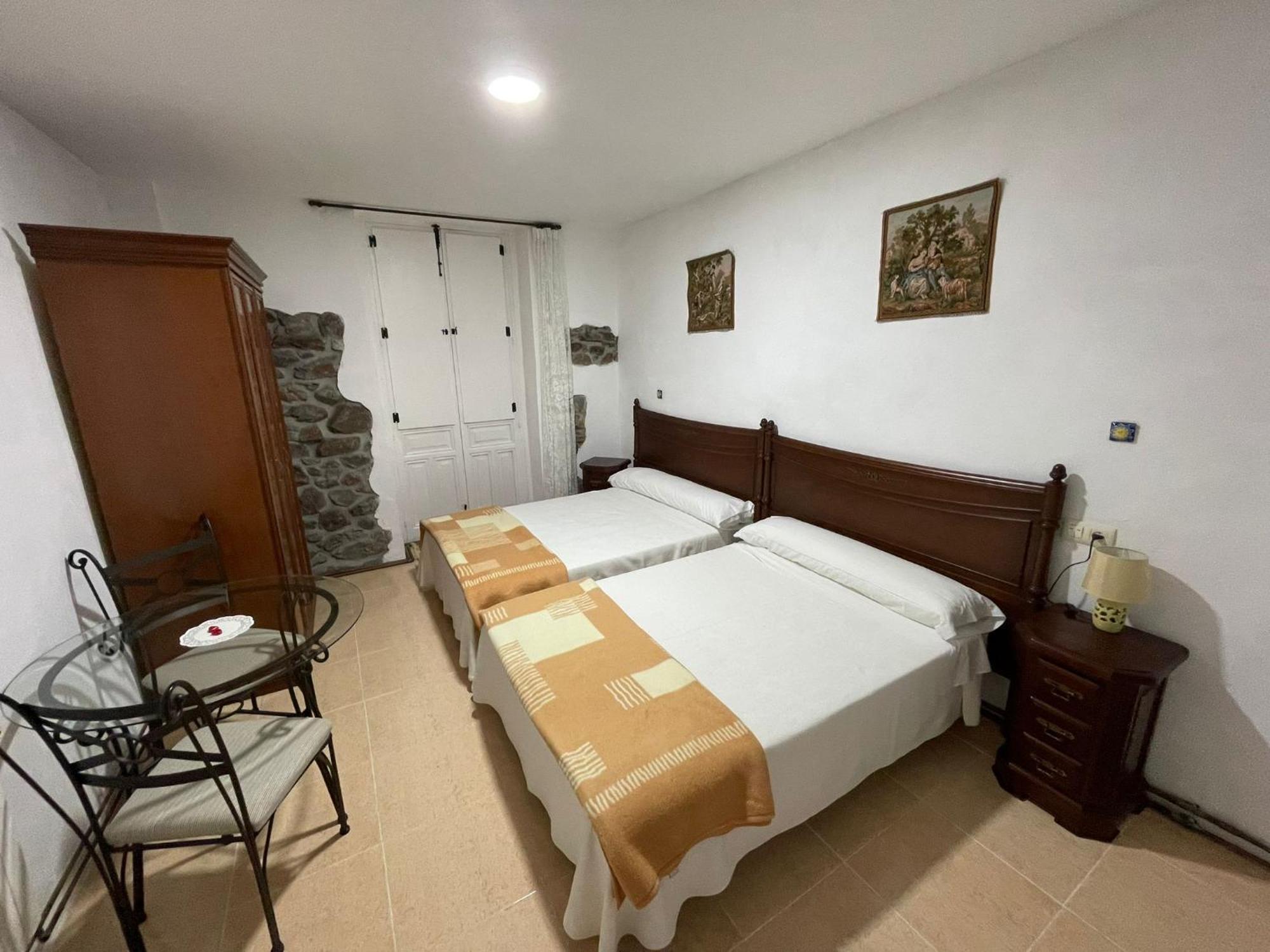 Hotel El Nuevo Semellon Aceptamos Mascotas Tineo Luaran gambar